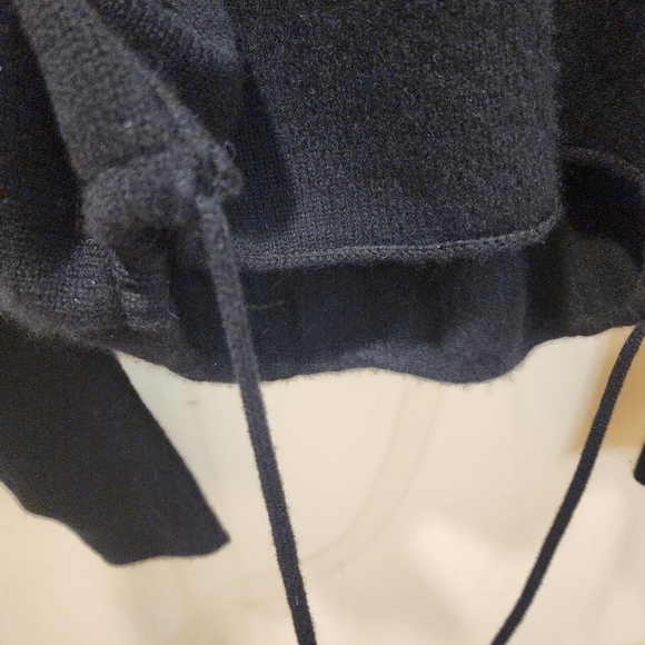 Joie Women's Black Pullover Cashmere Sweater Size L - Picture 5 of 12